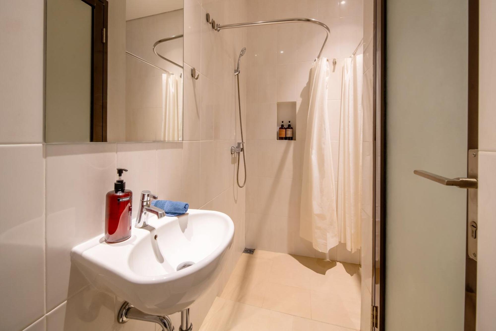 Gelatik Bed And Breakfast Seminyak  Ngoại thất bức ảnh